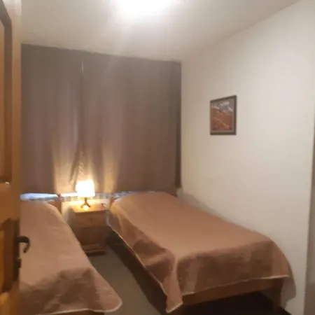 Chalet Yanitza Szálloda 2*